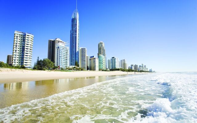 Club Wyndham Crown Towers