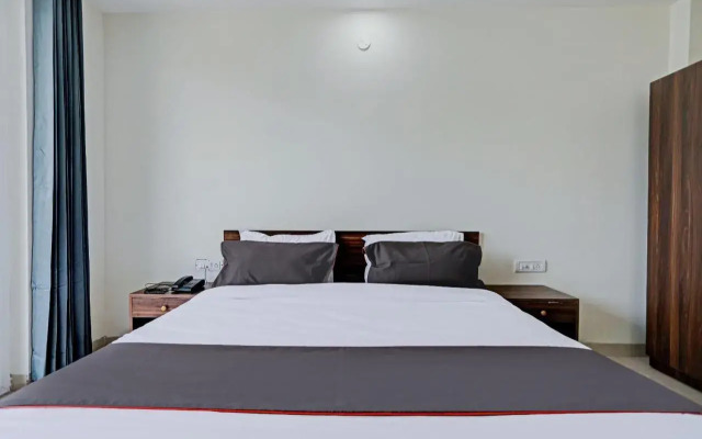 OYO 80594 Collection O Hotel Mayfield Nirvana