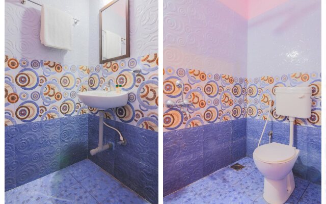 OYO 15449 Hotel Padma