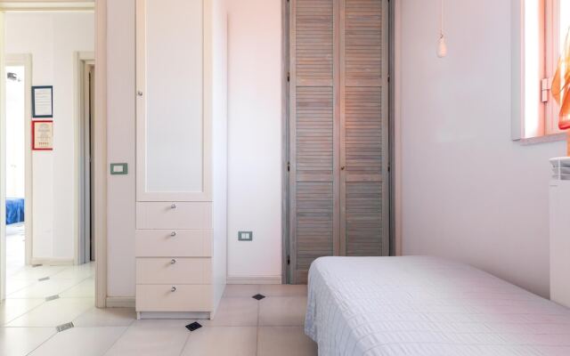 2536 Villa Degli Eucalipti by Barbarhouse