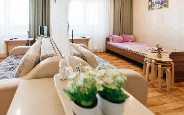 Yousinn (Юсинн) на улице Одоевского 1/11