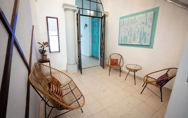 Lead Pods Hostel