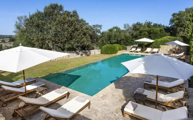 Countryside Villa With Terrace