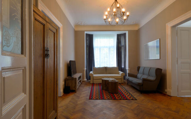 Apartment Pařížská 1