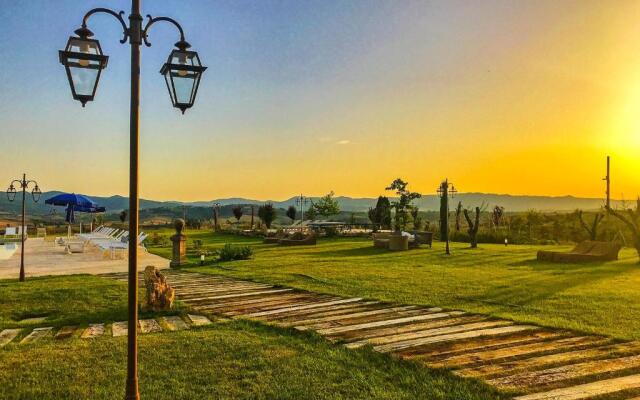 Villa Massimiliano by PosarelliVillas