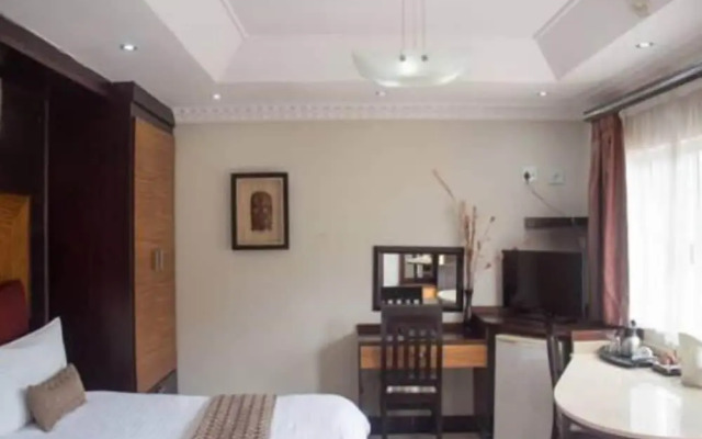 McDonalds Boutique Hotel