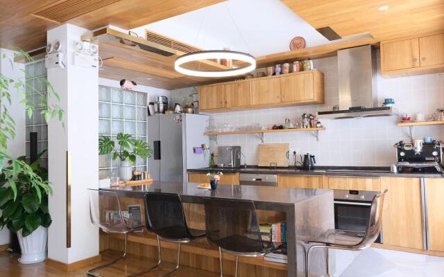 Rock & Wood Cozy House