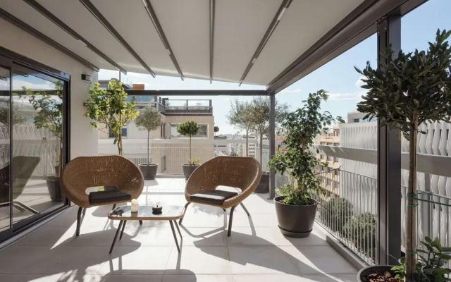 Athens Golden Light Premium Residence