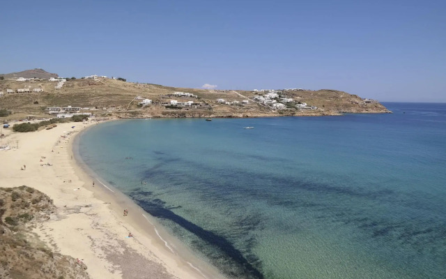Myconian Crown Suites