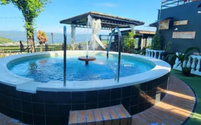 Rocca Del Garda Residences
