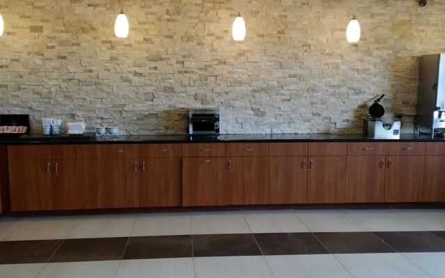 Best Western Plus Oakbrook Inn