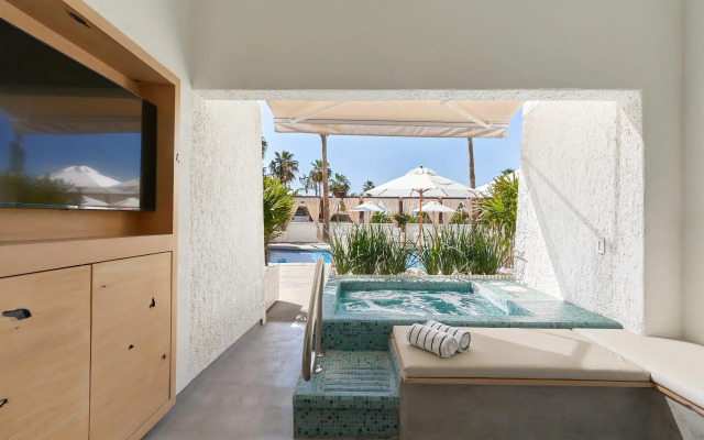 Bahia Hotel & Beach House