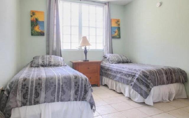 Penthouse, Rooftop Terrace, WiFi and Views, PRV 304