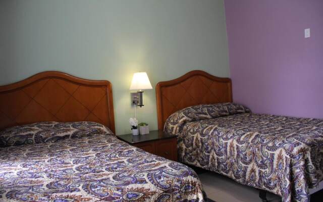 Oak Hotel