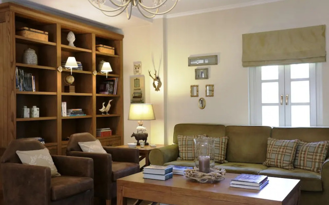 Gamila Rocks Mountain Hotel