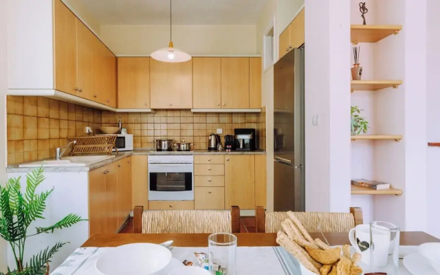 Lithostroto Suites