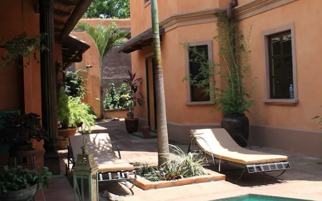 3 Palms Residence