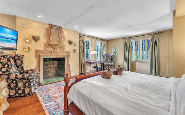 Young Mansion