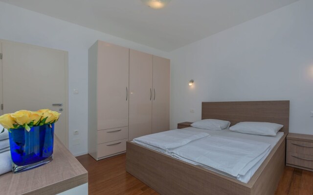 Apartments Villa Aquamarine