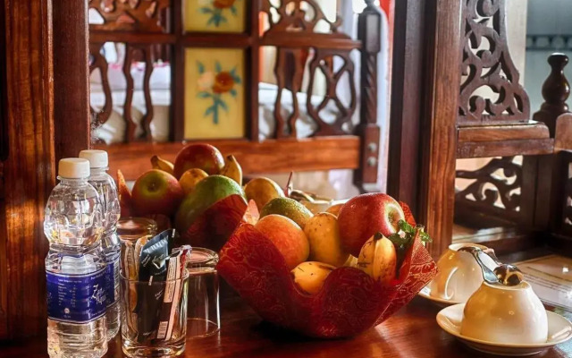 Tausi Palace Hotel
