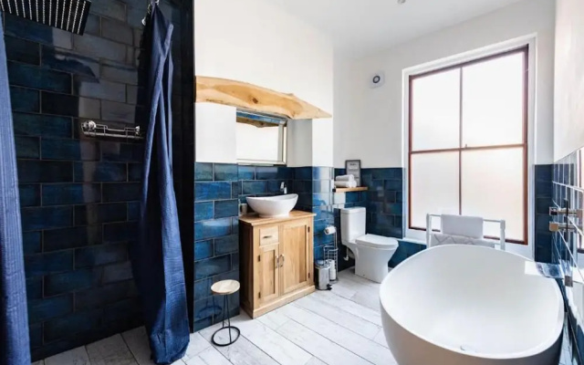 Host Stay Villa Otto