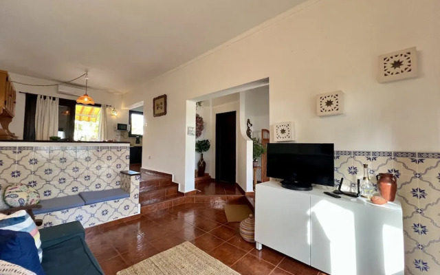 Tavira Traditional Villa by Homing