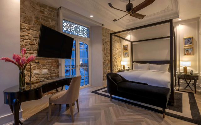Hotel La Compania, in the Unbound Collection by Hyatt