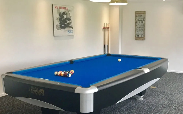 Shanghai Grape Garden