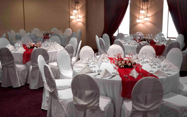 Valis Resort and Spa