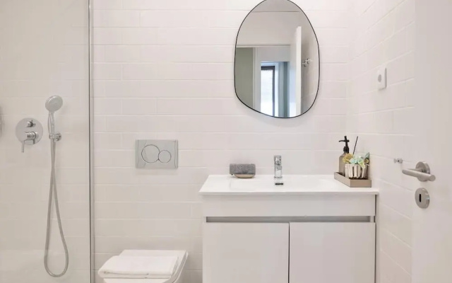 Lovely 1-bed Apartment in Porto, Portugal