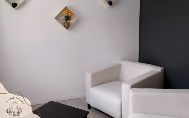 Chez Serge le N 105 Parking Gratuit 2 Pers