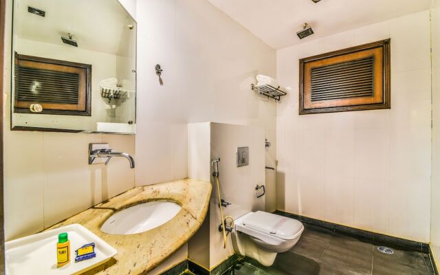 FabHotel Alpine Tree