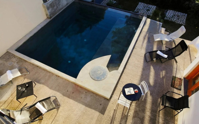 Sicily 2 - 3 - 4 Person With Pool