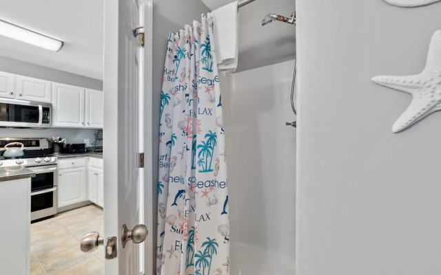 Cozy 2bd/2ba w/ View, Sleeps 6