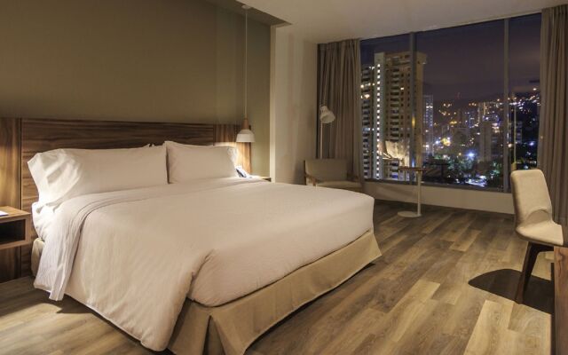 Novotel Medellín El Tesoro