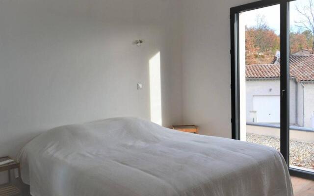 Maison Ruoms, 4 Pièces, 6 Personnes - Fr-1-382-96