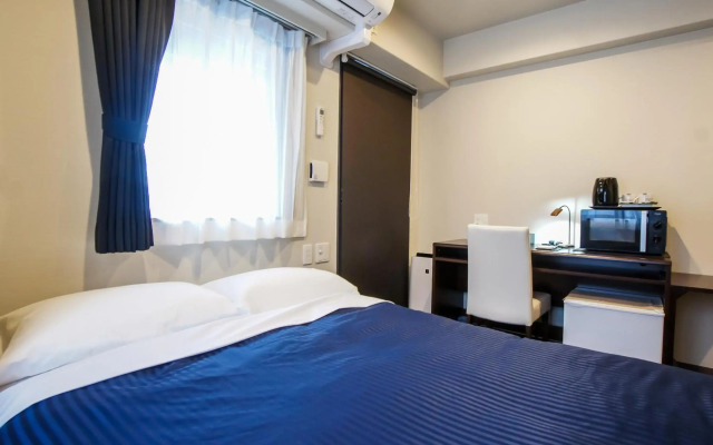 Hotel LiVEMAX Umeda Douyama