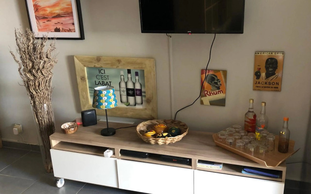 Beautiful Ground Floor, Seaside Studio Flat