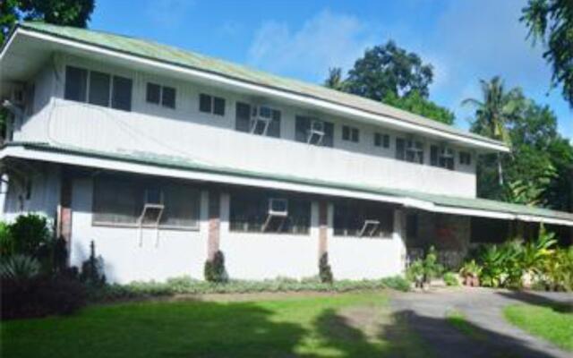 Cabua-an Beach Resort - Hostel