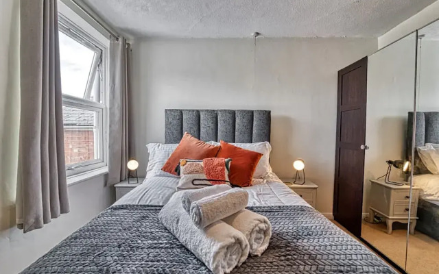 Host Stay Southfield Residence