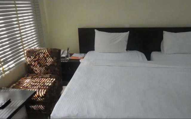 Mitros Residences