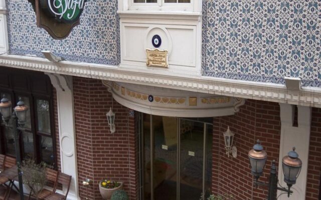 Hotel Sapphire