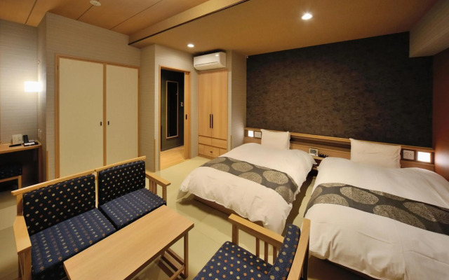 Tennen Onsen Toyama Tsurugi no Yu Onyado Nono