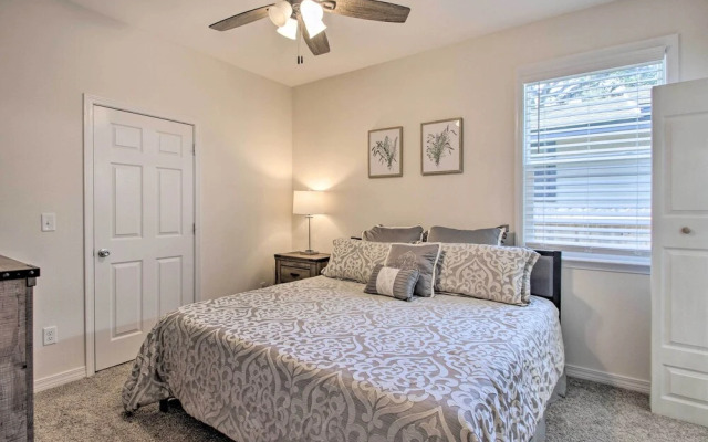 Downtown Pensacola Vacation Rental w/ Yard!