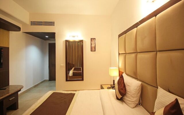 OYO 6438 Hotel Valley Plaza
