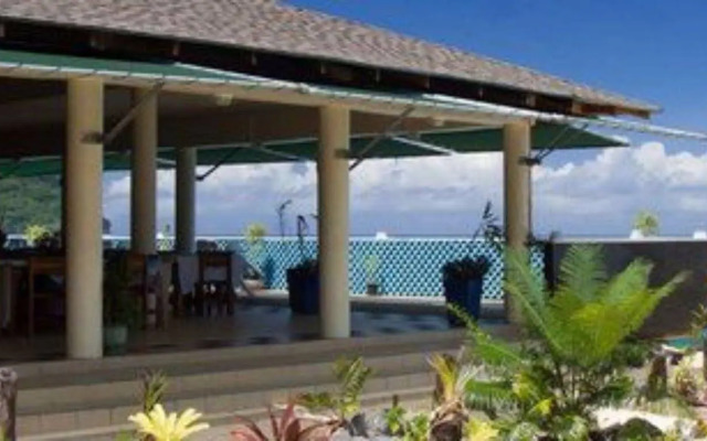 Litia Sini Beach Fales