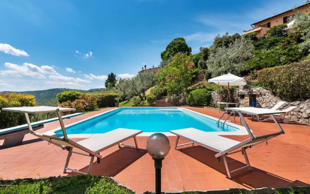 Spacious Villa in Carmignano With Private Swimming Pool