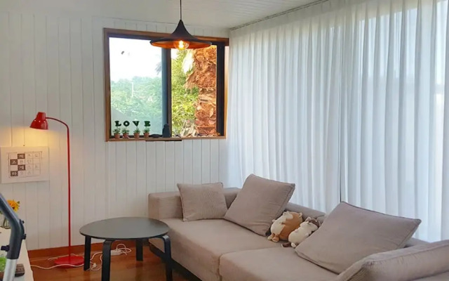 Jeju Joyonghan Guest House Sanbangsan