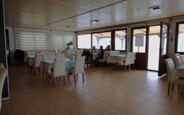 Demir Otel & Restaurant