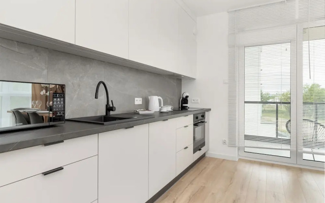 Starowiejska With Parking by Renters